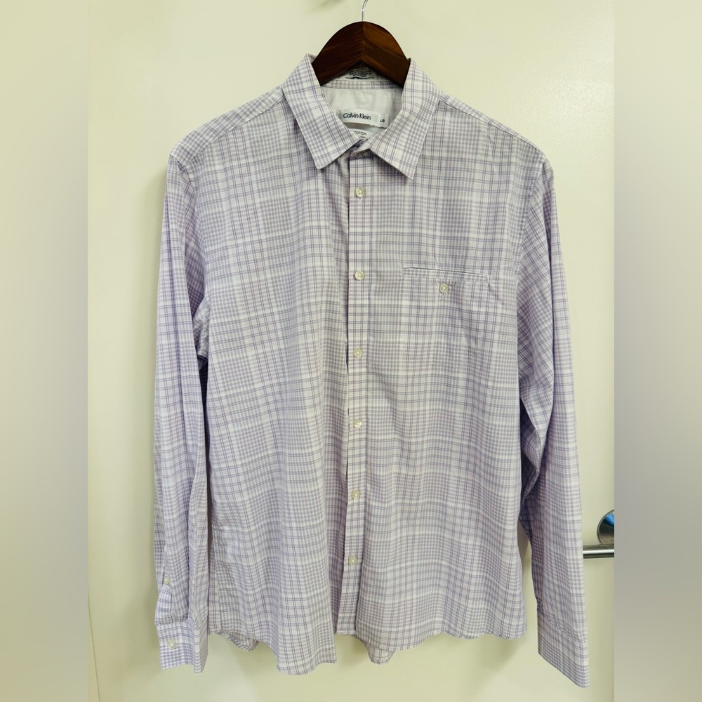 Calvin Klein Shirt Men’s Casual Button Down Shirt. Long sleeve. Large.
